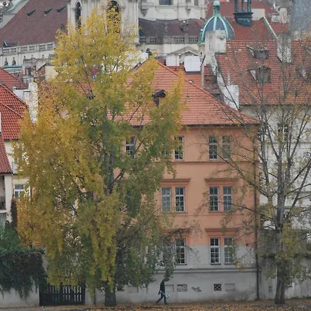 Apartman Na Kampe Апартаменты